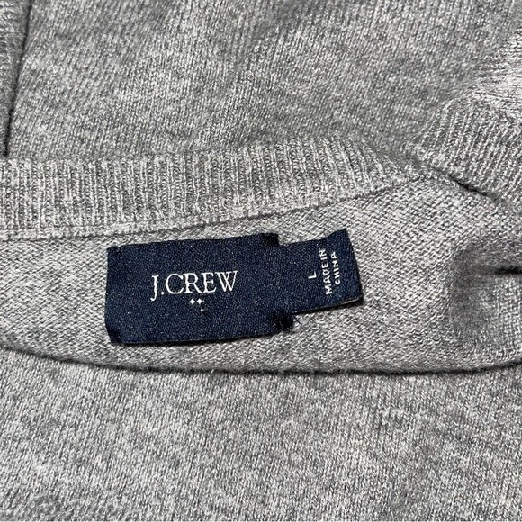 J. Crew Men’s Large Sweater Wool Blend V-Neck Harbor Gray - Picture 4 of 6